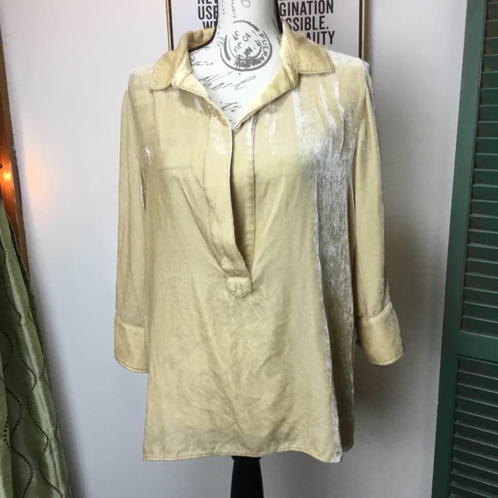 Sundance Soft Yellow Velvet Pullover Blouse